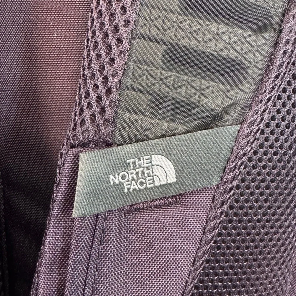 NWT The North Face Vault Backpack Purple Blue Cosmopolitan Las Vegas Daypack NEW